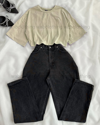 Black wide leg jeans - Beige Crop Top
