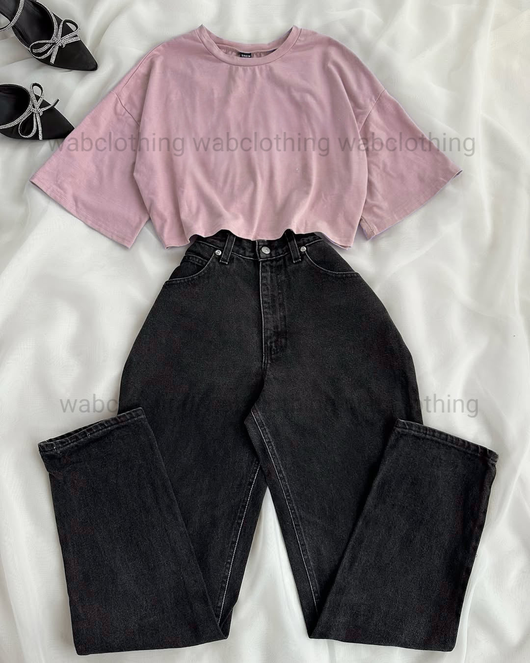 Black wide leg jeans - Pink Crop Top