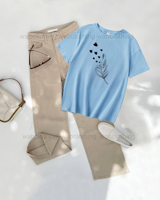 Beige wide leg jeans - Sky Blue T-shirt Feather