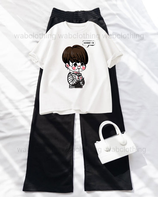 White T-shirt Kookie - Black High Waist Flapper